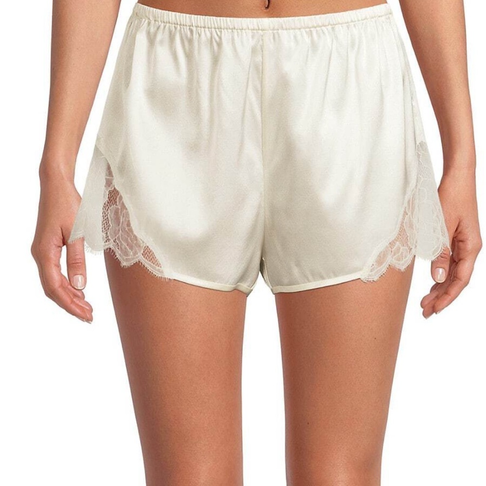 Fleur du mal rose lace silk shorts ivory